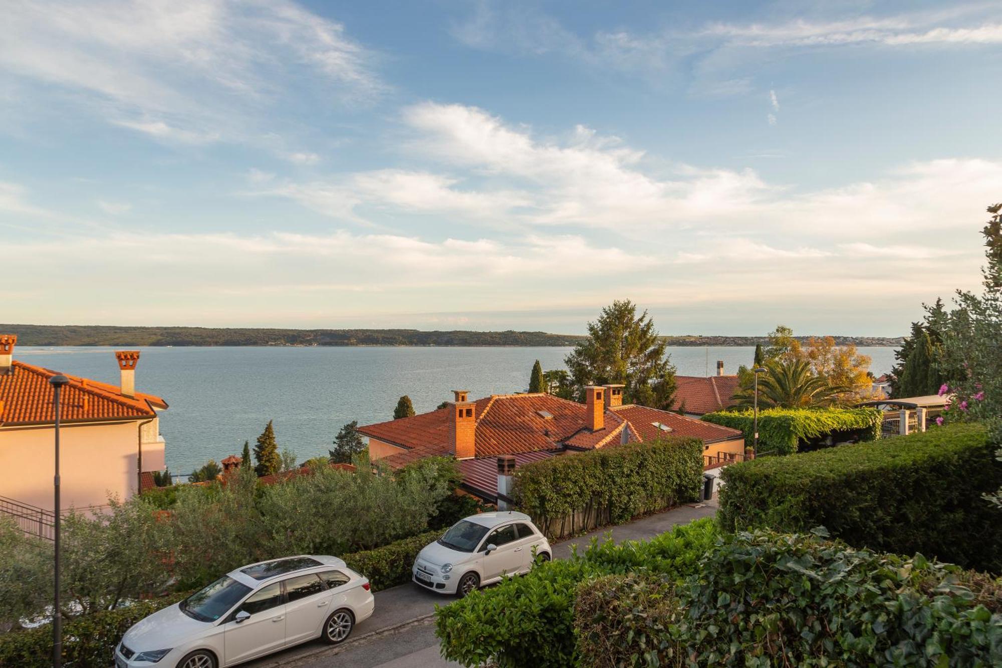 Sunny Apartment Portoroz